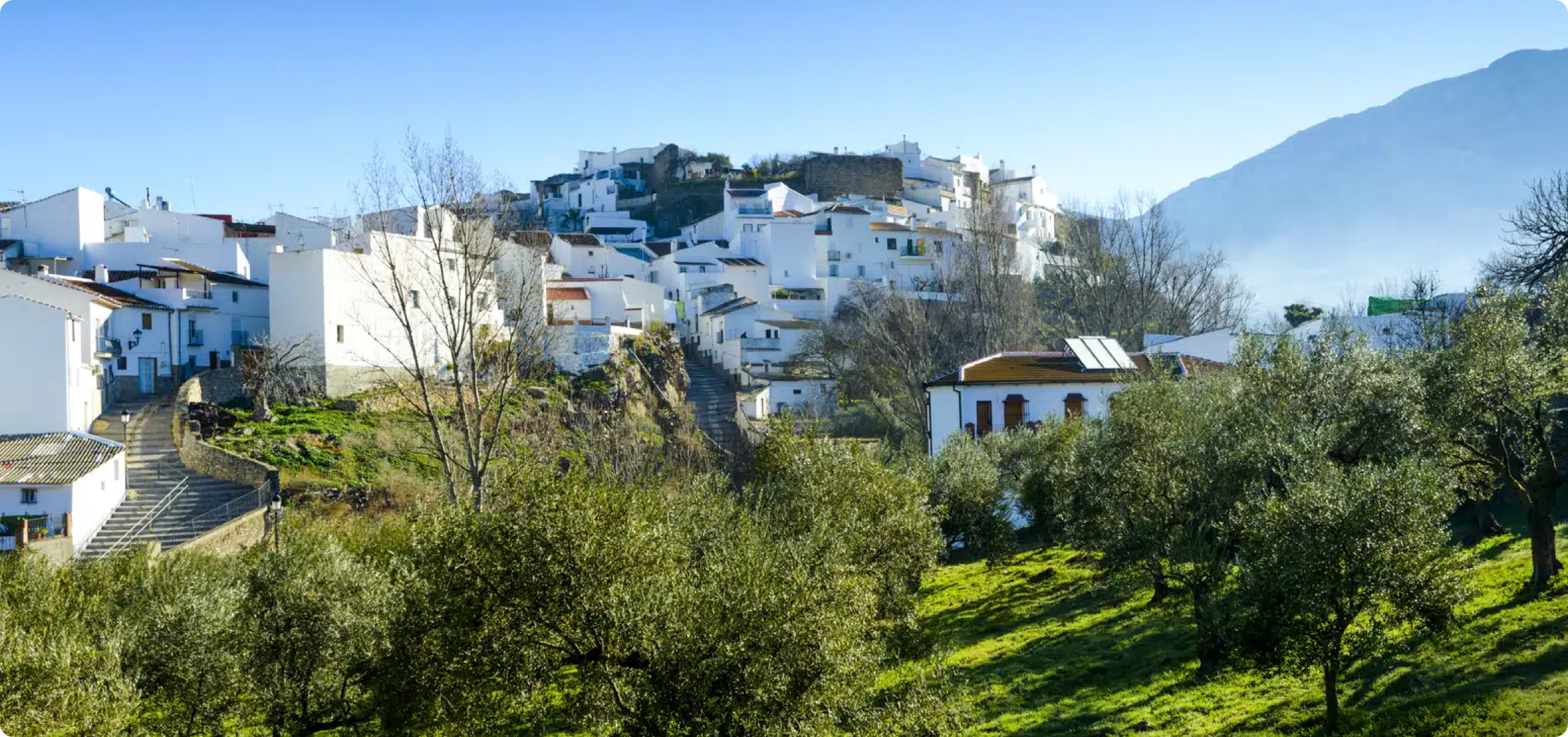 ¿Conoces los encantadores pueblos blancos de la Sierra de las Nieves?