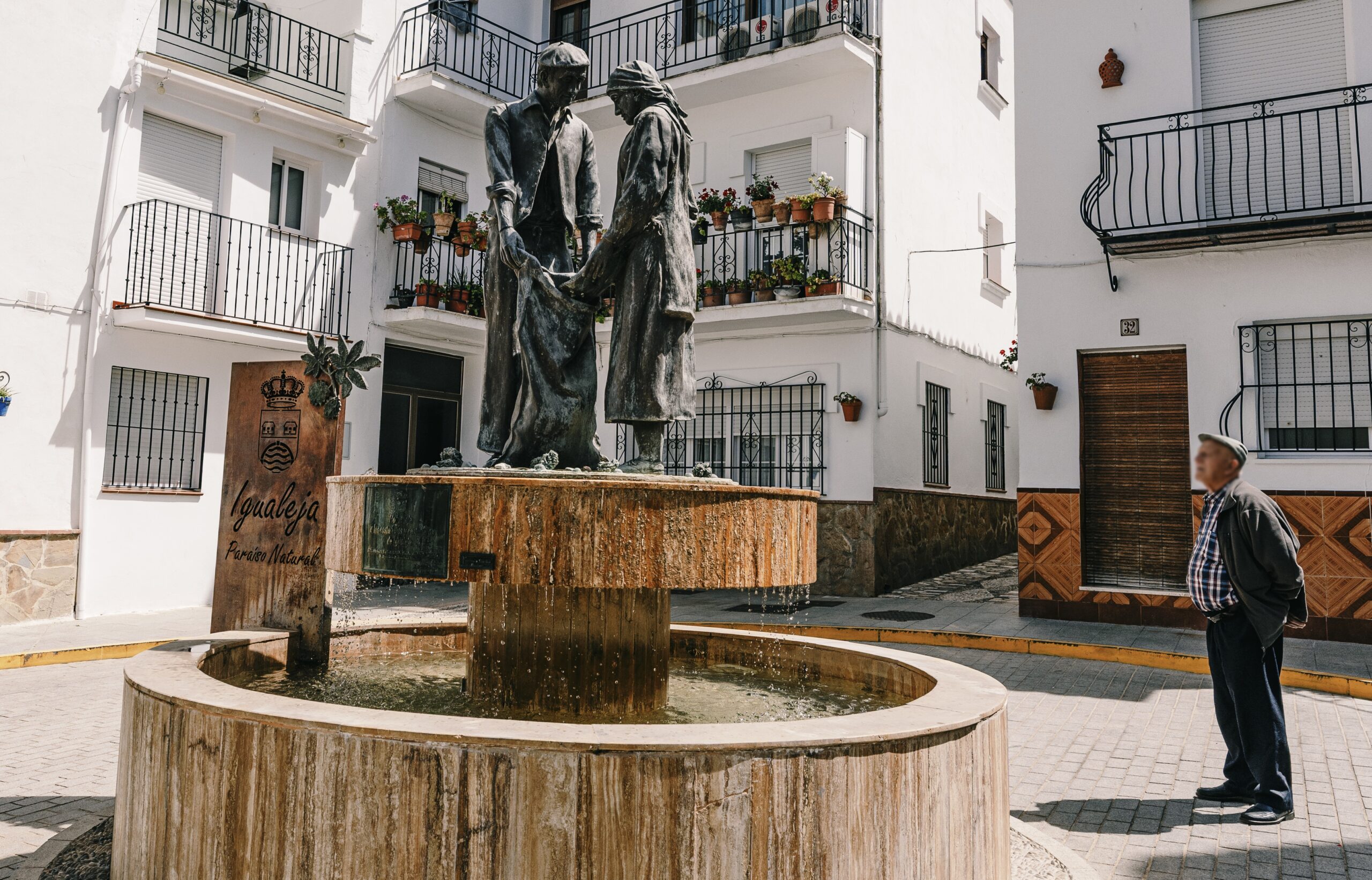 Monumento Homenaje a los Castañeros y Castañeras, Igualeja